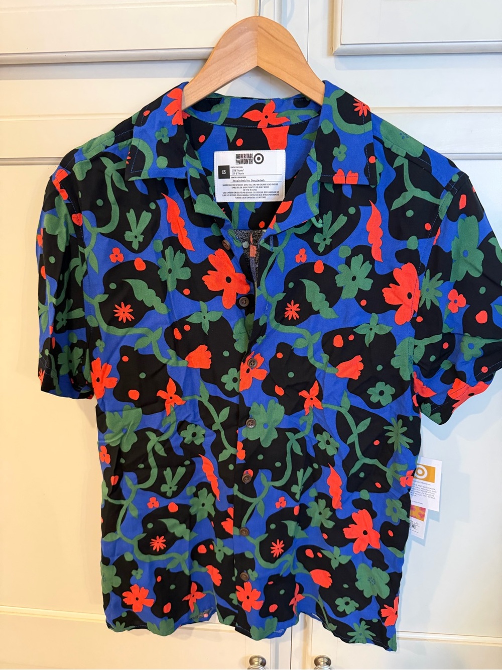 Target Latino heratige short-Sleeve Floral Button-Down Shirt -